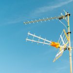 Mengenal Antena: Si Penangkap Sinyal yang Sering Diremehkan