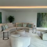 Meja Ruang Tamu yang Tepat untuk Menciptakan Kesan Nyaman dan Berkelas